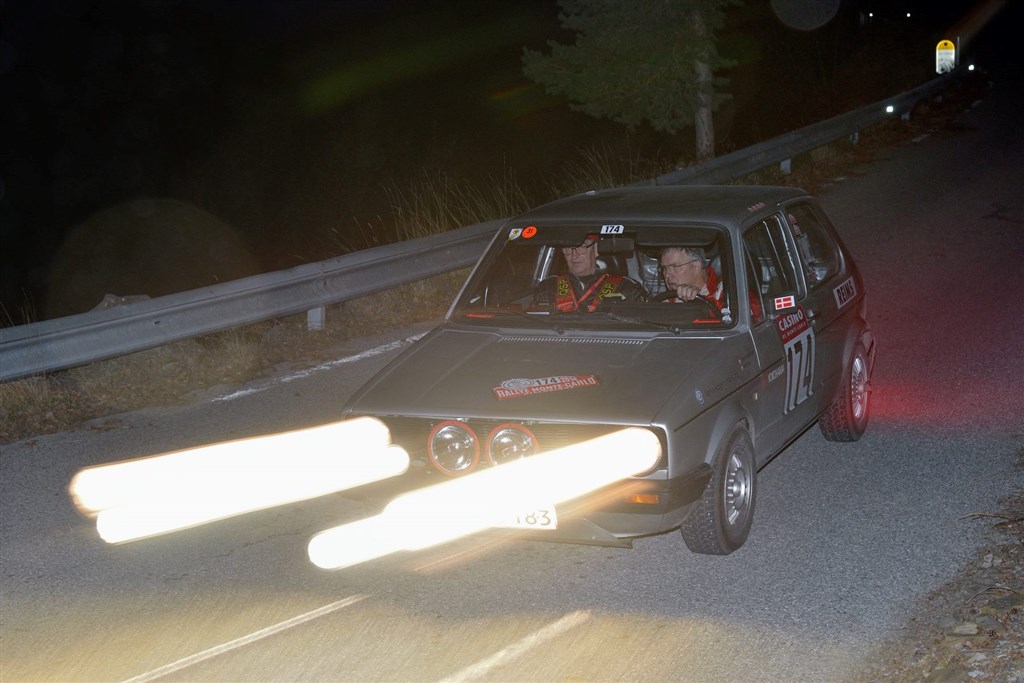 Lars Bækkelund og Arne Pagh fik problemer med deres VW Golf GTI og faldt ned til en slutplacering som nr. 120.
(Foto: Michael Eisenberg, Intercom)